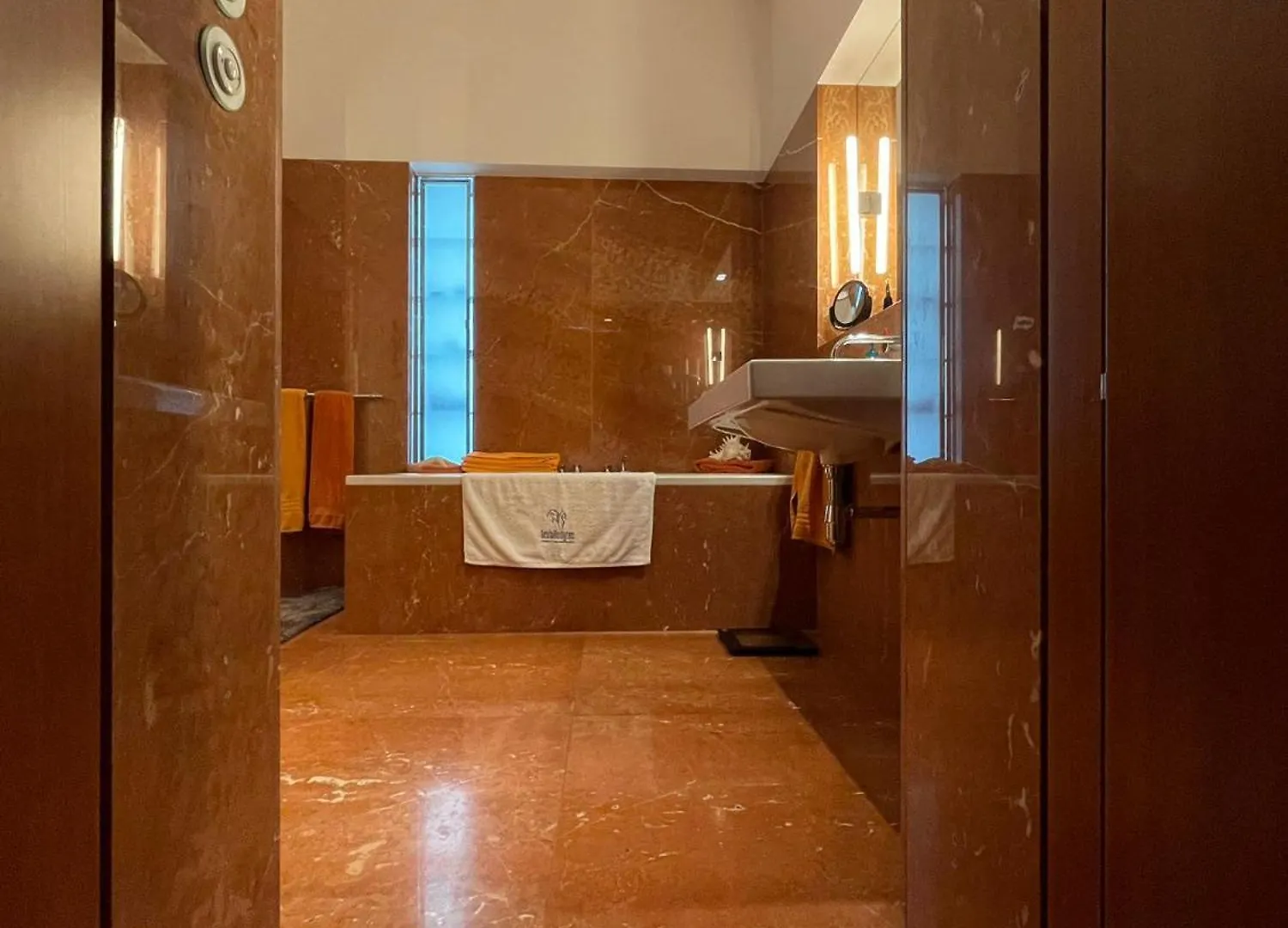 Nexliving Berlin Brandenburger Tor Aparthotel 0*,